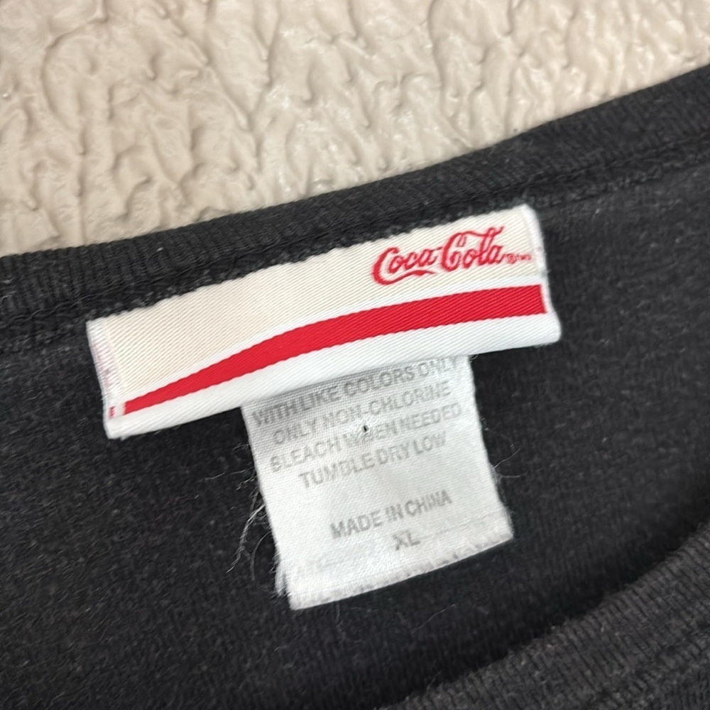 Coca Cola Vintage Las Vegas Tshirt Glitter Skyline Women’s Size XL Black - Picture 3 of 6